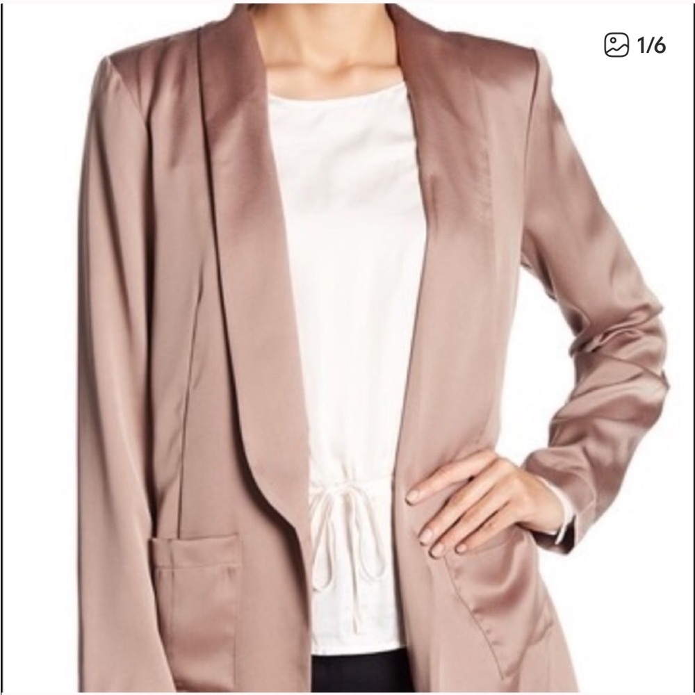 ASTR the Label Open Front Satin Boyfriend Blazer Mushroom/ Taupe size medium
